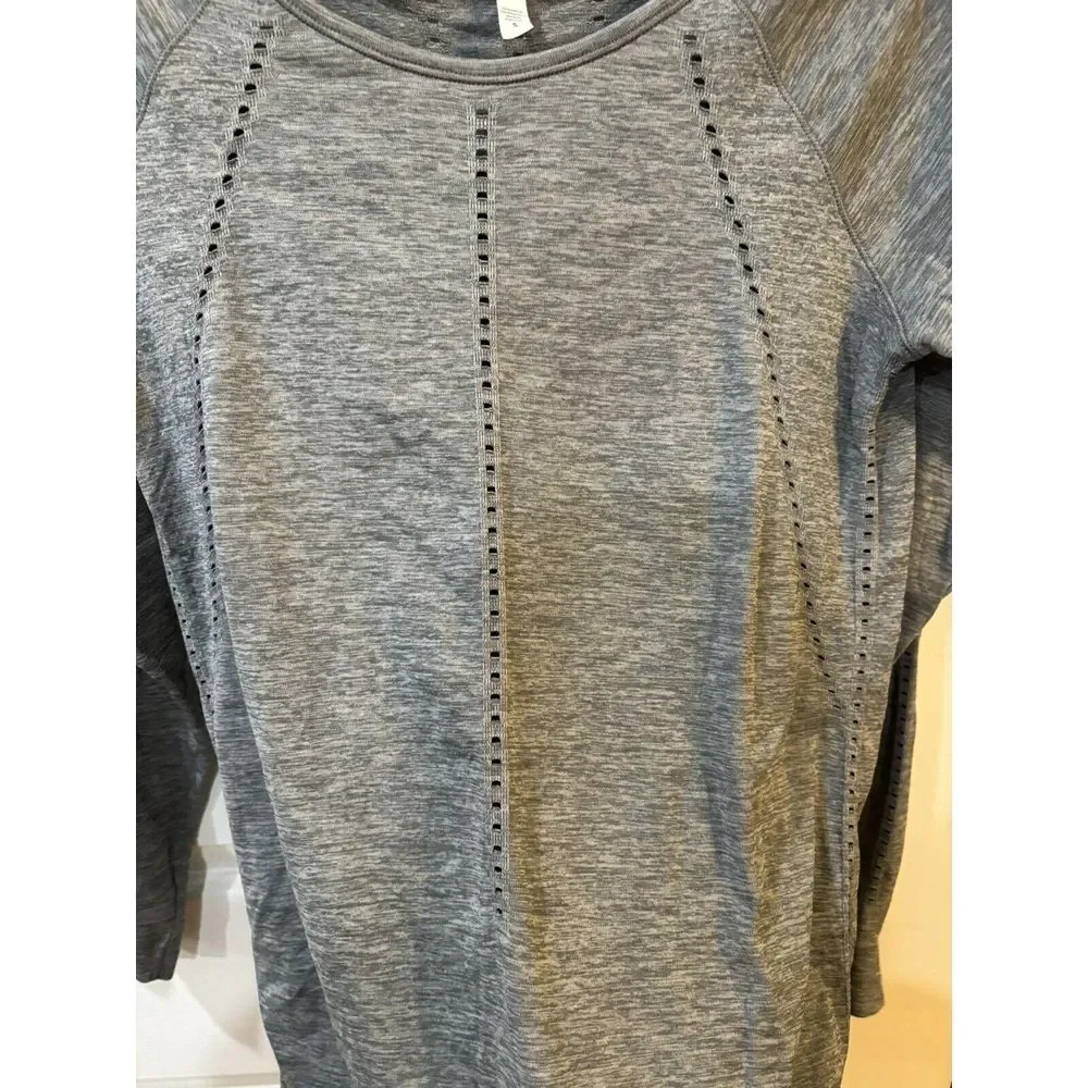 Athleta Foothill Heather Long Sleeve Grey Size Small‎
